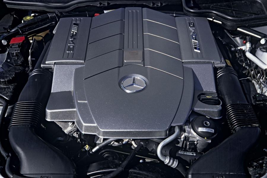  Mercedes-Benz SLK55 AMG 2005 года  (фото 20 из 96)